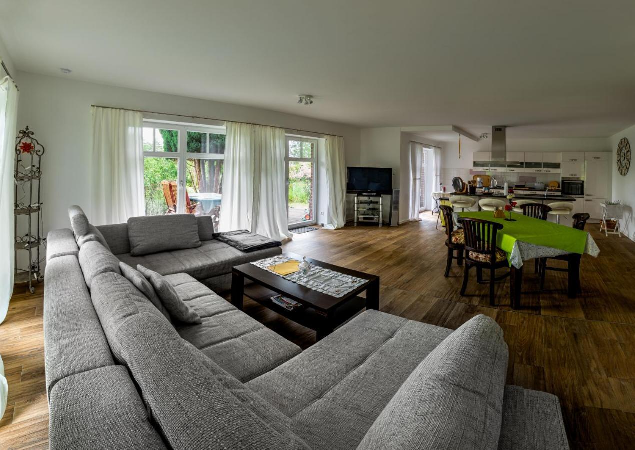 Haus Rosengarten- Ruhige Ferienwohnungen Im Gruenen Sehlen Extérieur photo