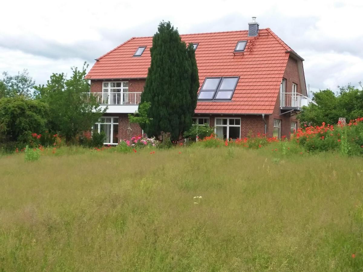 Haus Rosengarten- Ruhige Ferienwohnungen Im Gruenen Sehlen Extérieur photo