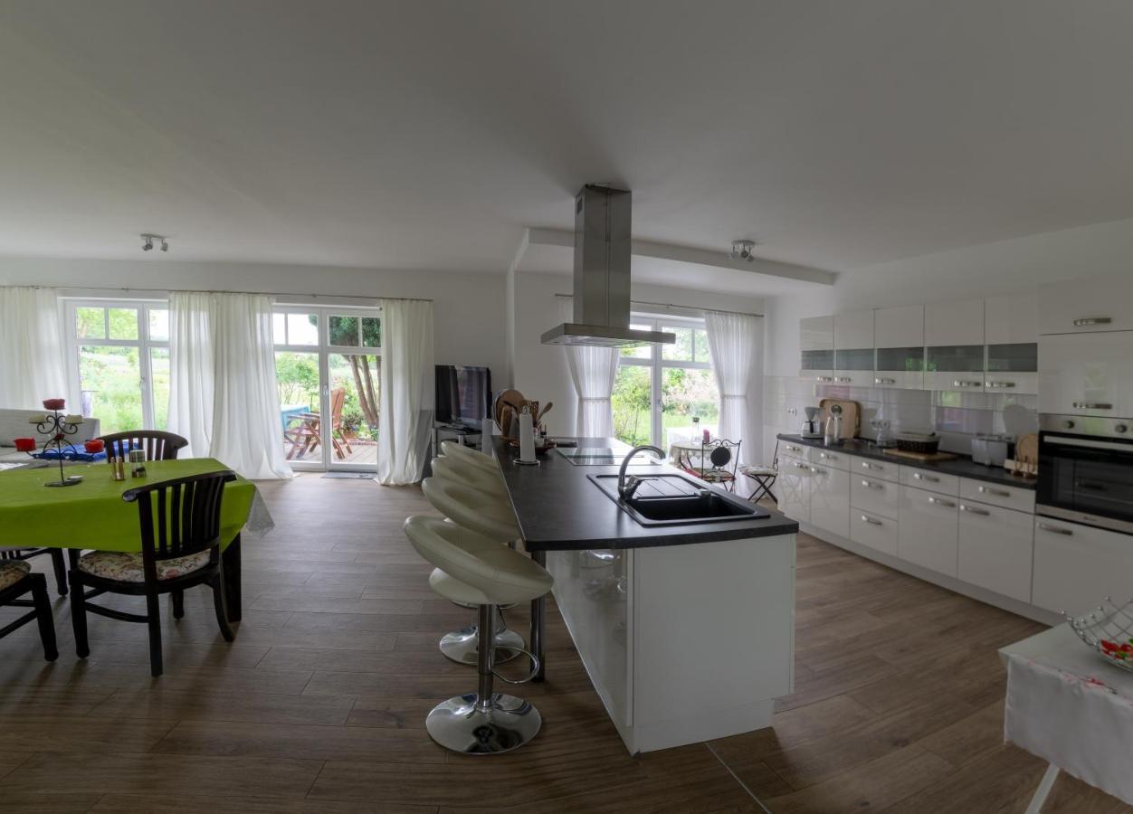 Haus Rosengarten- Ruhige Ferienwohnungen Im Gruenen Sehlen Extérieur photo